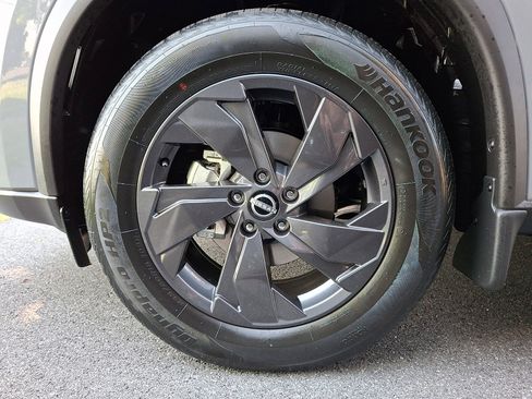 New 2026 Nissan Rogue SV w/ Cold Weather Package AWD/4WD image 4