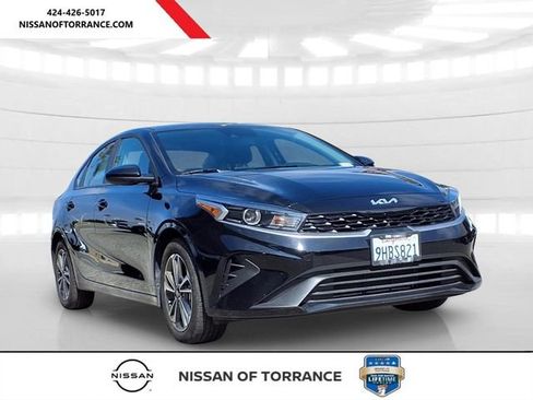 Used 2023 Kia Forte LXS FWD image 1