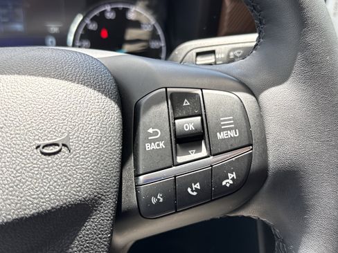 Used 2024 Ford Maverick Lariat FWD image 18
