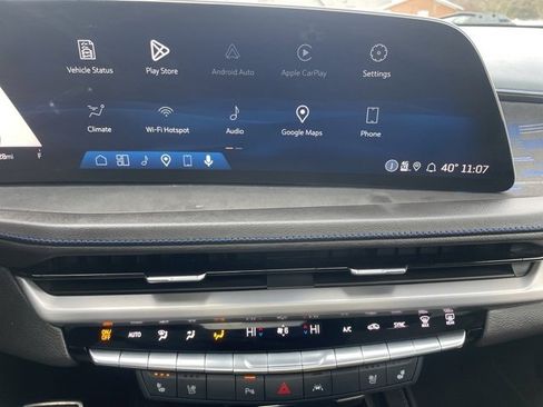 Used 2024 Cadillac XT4 Sport image 24