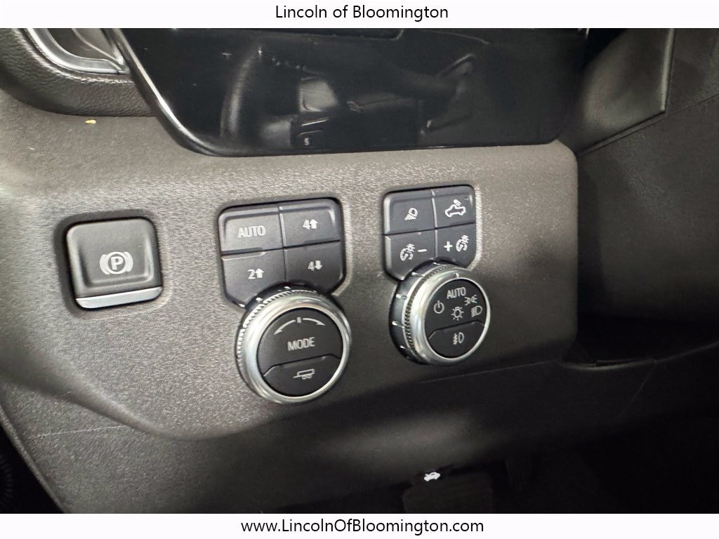 Used 2025 GMC Sierra 1500 SLT w/ SLT Premium Package AWD/4WD image 40