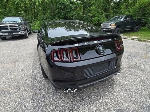 Used 2013 Ford Mustang Shelby GT500 RWD image 5