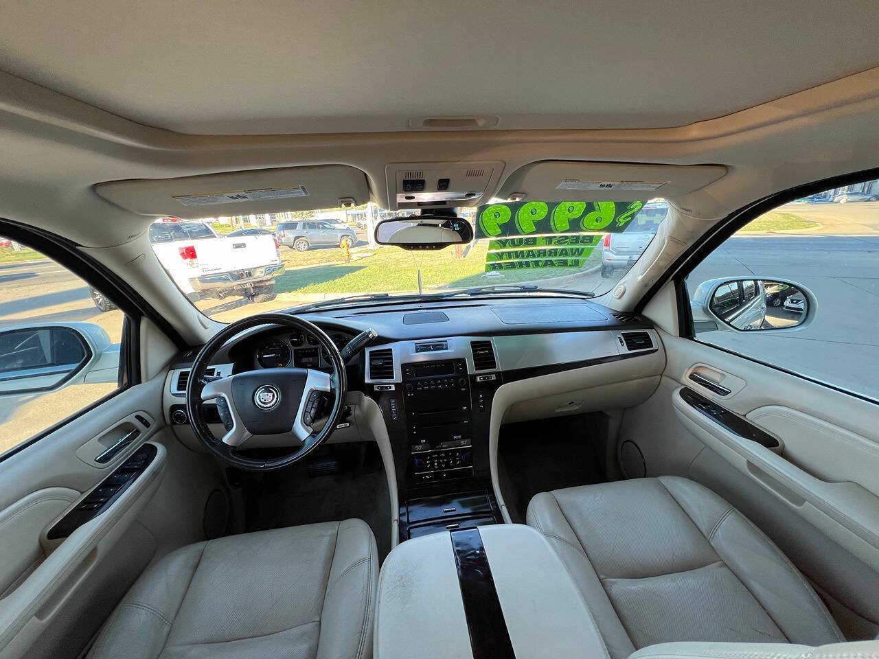 Used 2007 Cadillac Escalade AWD image 9