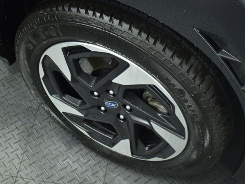 Used 2024 Subaru Crosstrek 2.5i Limited image 10