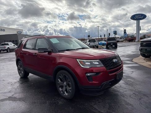 Used 2018 Ford Explorer Sport w/ Equipment Group 401A image 3