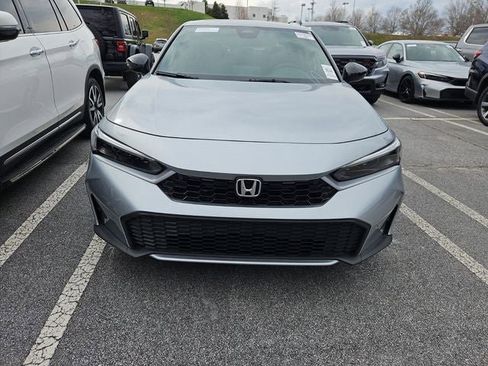 Used 2025 Honda Civic Sport Touring image 3