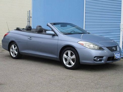 Used 2008 Toyota Solara SLE FWD image 1