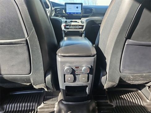Used 2020 Ford Explorer XLT w/ Comfort Package image 20