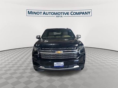Used 2024 Chevrolet Suburban Premier AWD/4WD image 3