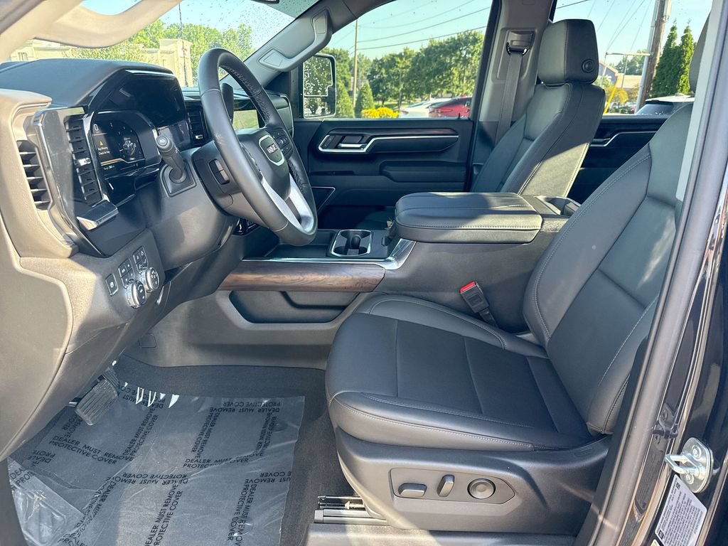 Certified 2025 GMC Sierra 2500 SLT w/ SLT Premium Package AWD/4WD image 29