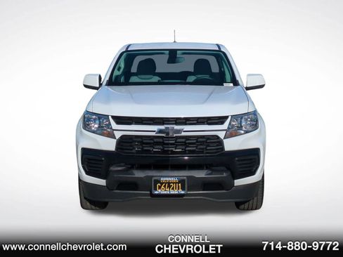 Used 2021 Chevrolet Colorado W/T w/ Custom Special Edition image 2