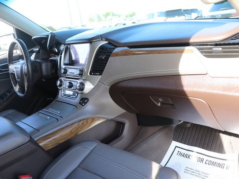 Used 2019 GMC Yukon Denali w/ Denali Ultimate Package AWD/4WD image 39