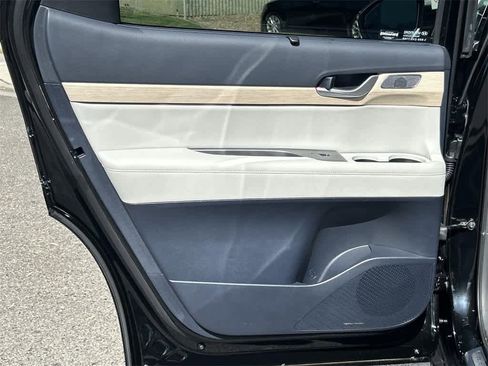 Used 2024 Hyundai Palisade Limited image 27