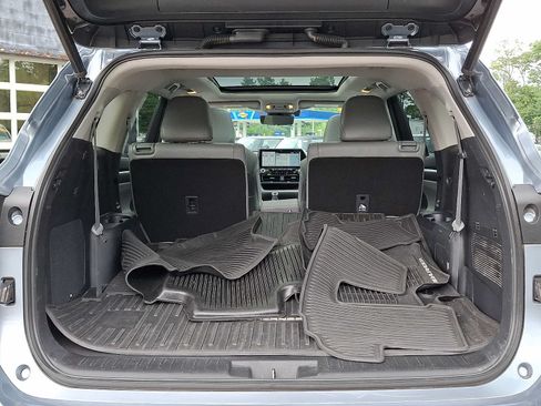 Used 2021 Toyota Highlander Platinum AWD/4WD image 28