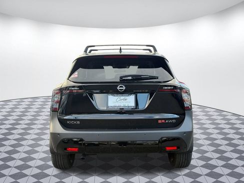New 2026 Nissan Kicks SR image 6