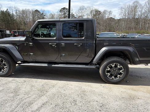 New 2026 Jeep Gladiator Sport image 11