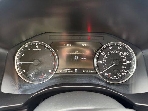 Used 2025 Mitsubishi Outlander SE image 16