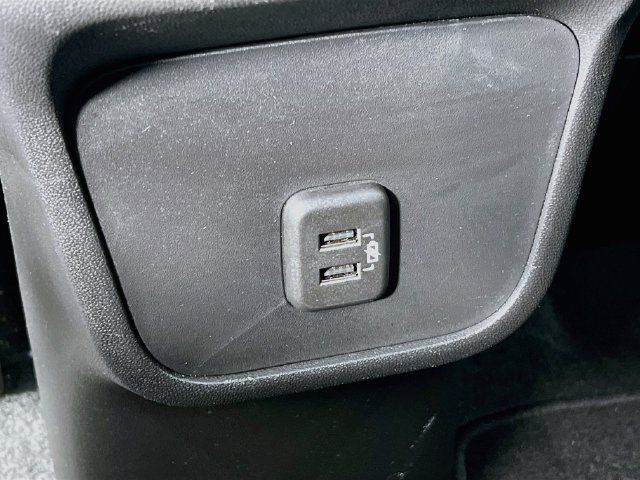 Used 2023 GMC Terrain SLE w/ Driver Convenience Package FWD image 32