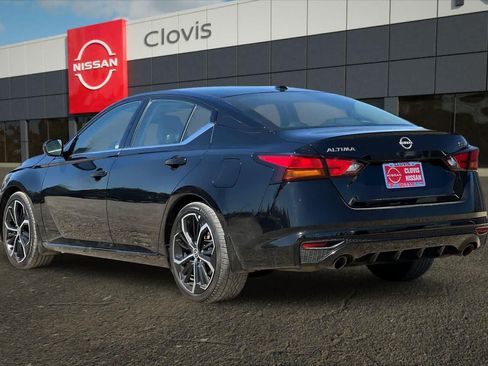 Used 2024 Nissan Altima 2.5 SR FWD image 7