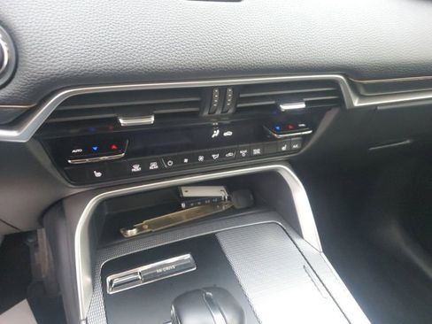 Used 2024 MAZDA CX-90 3.3 Turbo w/ Preferred Plus image 21