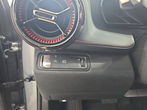Certified 2025 Chevrolet Equinox RS w/ Safety and Technology Package FWD image 31