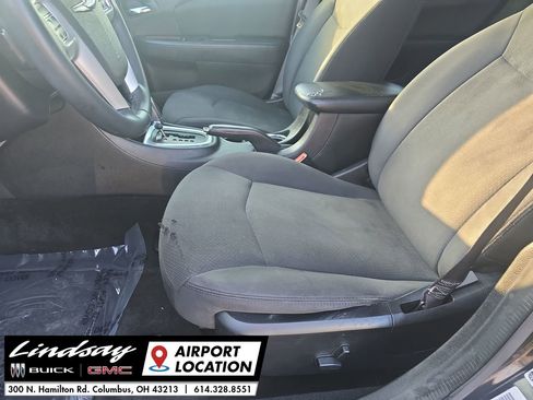Used 2013 Chrysler 200 Touring image 17