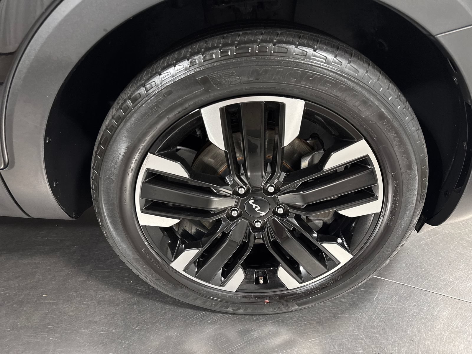 Used 2023 Kia Telluride SX AWD/4WD image 14