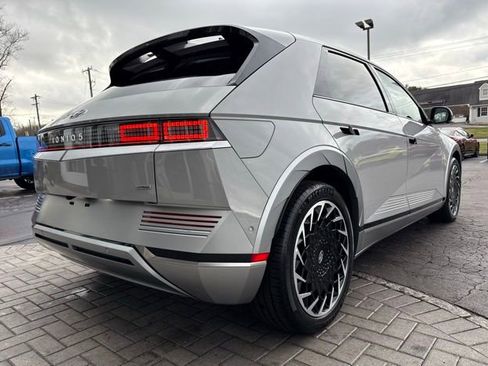 Used 2024 Hyundai Ioniq 5 Limited image 10