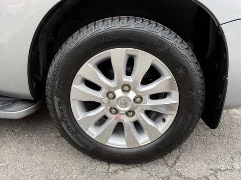 Used 2008 Toyota Sequoia Platinum image 12