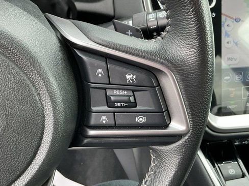 Used 2025 Subaru Outback Premium image 30