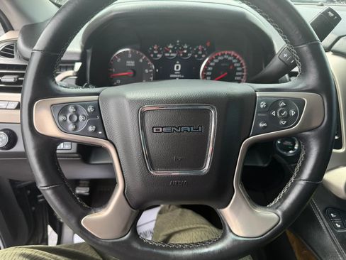 Used 2015 GMC Yukon XL Denali w/ Touring Package RWD image 12