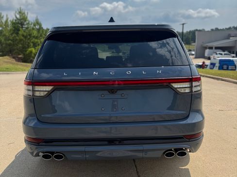 New 2025 Lincoln Aviator Reserve w/ Luxury Package image 25
