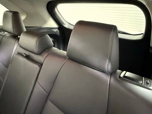 Used 2019 Toyota RAV4 XLE Premium image 37