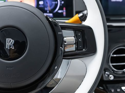 New 2027 Rolls-Royce Phantom Sedan RWD image 35