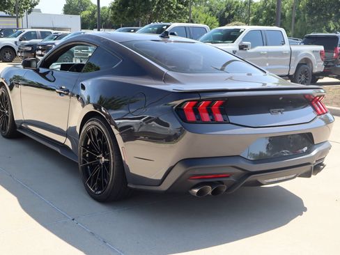Used 2024 Ford Mustang GT Premium RWD image 6