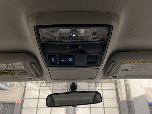 Used 2014 Toyota 4Runner 4WD image 26