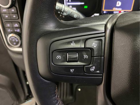 Used 2022 GMC Sierra 1500 AT4 w/ AT4 Preferred Package image 13