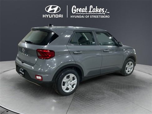 Used 2020 Hyundai Venue SE image 5