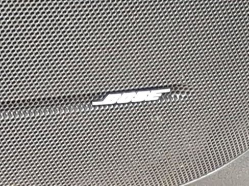 Used 2015 GMC Acadia SLT image 15