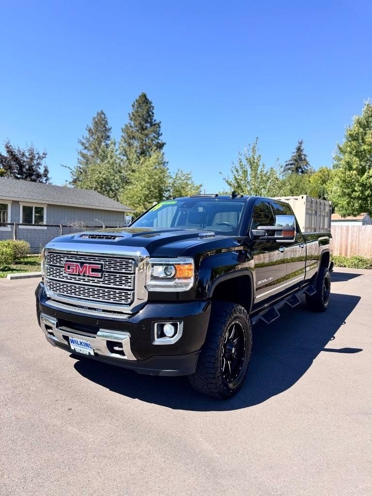Used 2019 GMC Sierra 3500 Denali w/ Duramax Plus Package AWD/4WD image 1