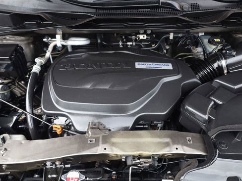 Used 2018 Honda Odyssey EX-L image 12