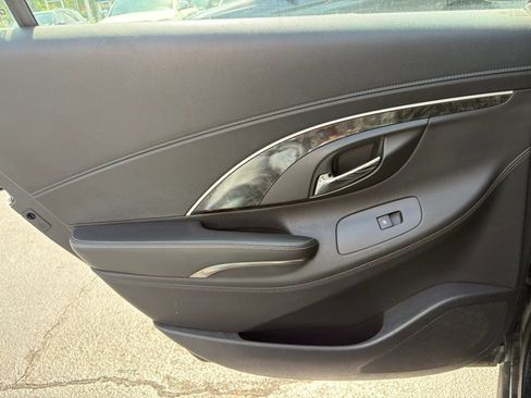 Used 2016 Buick LaCrosse Leather FWD image 13