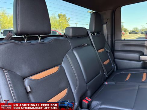 Used 2022 GMC Sierra 2500 AT4 image 25