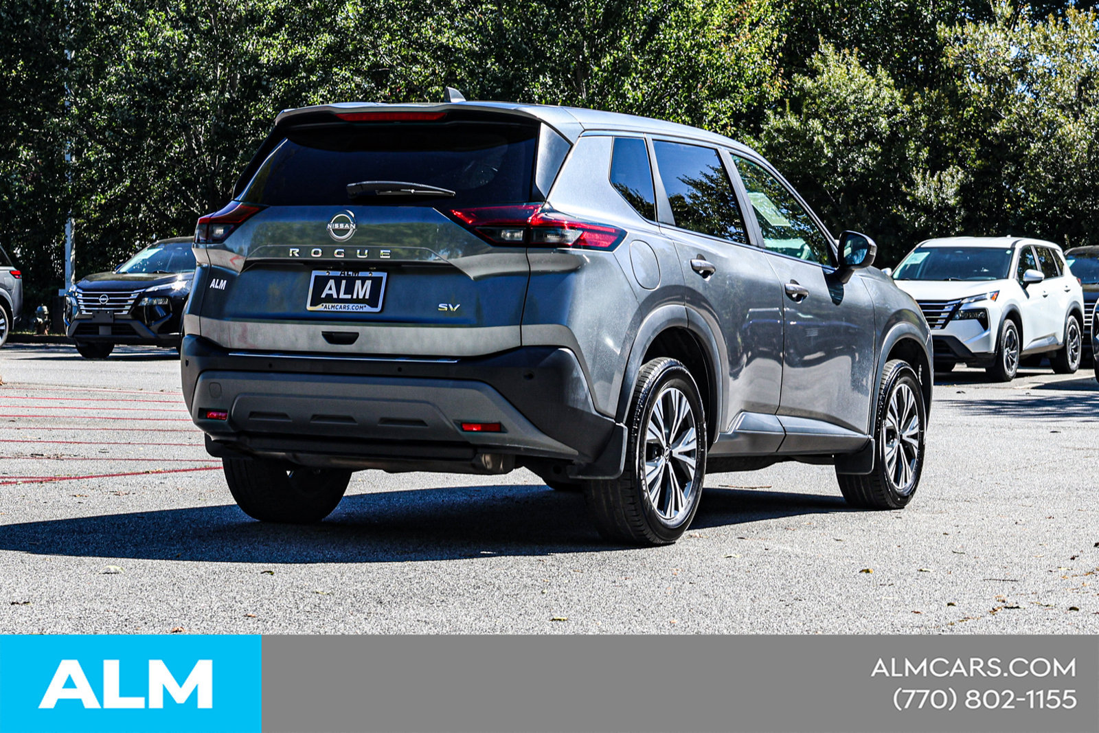 Used 2023 Nissan Rogue SV FWD image 6