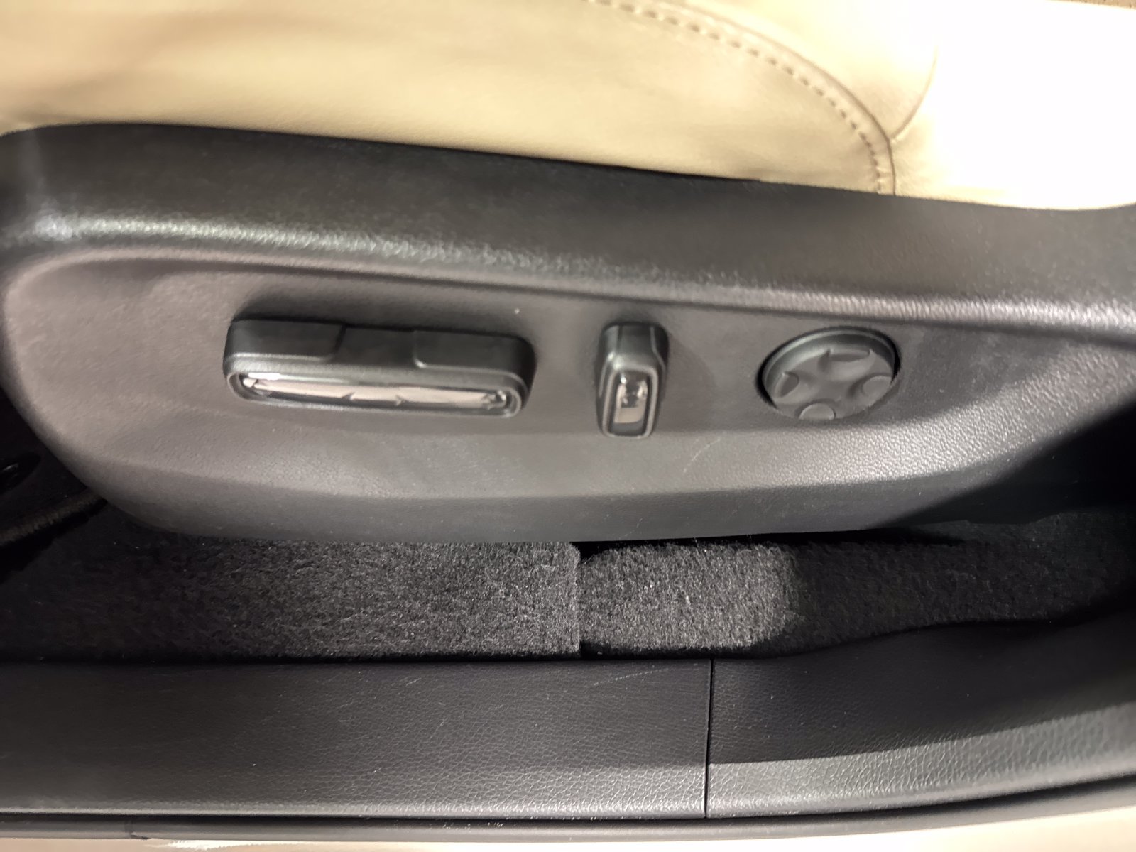 Certified 2019 Honda CR-V Touring image 11