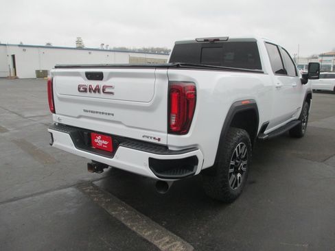Certified 2021 GMC Sierra 2500 AT4 w/ AT4 Premium Plus Package image 4
