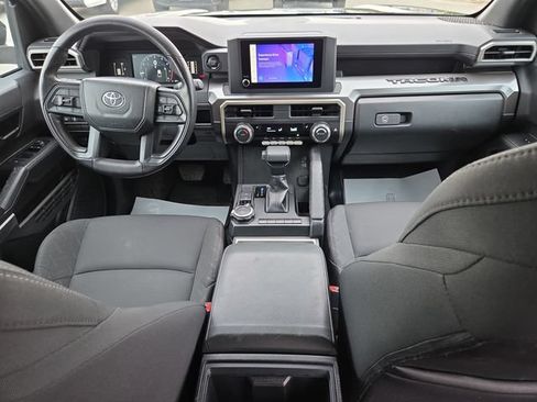 Used 2024 Toyota Tacoma SR5 AWD/4WD image 21