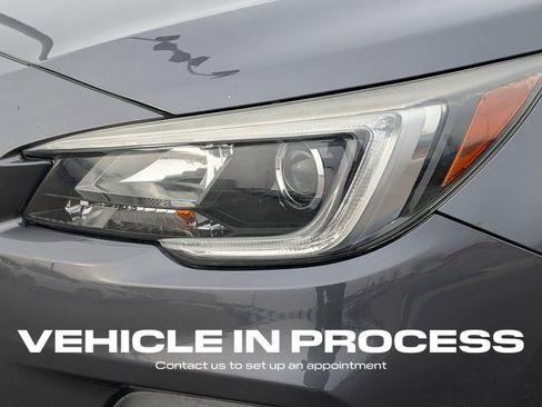 Used 2018 Subaru Outback 2.5i Premium image 16