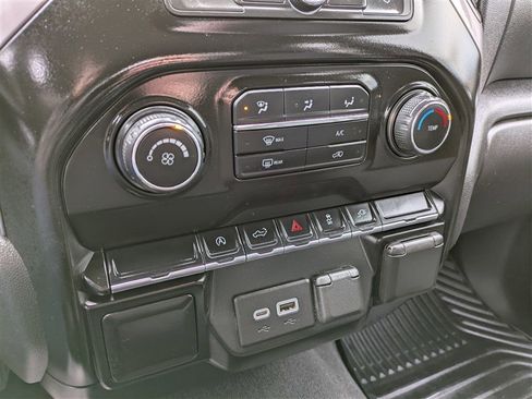 Used 2021 Chevrolet Silverado 1500 Custom image 26