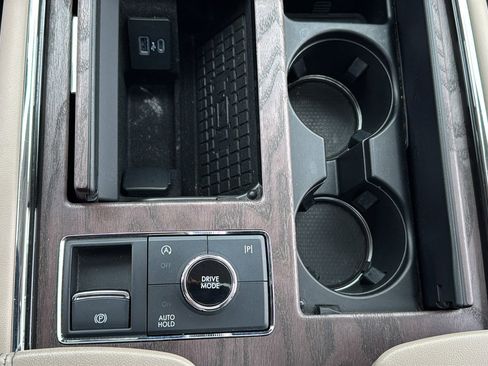 Used 2023 Lincoln Navigator Reserve w/ Equipment Group 201A image 25